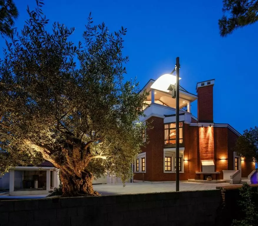 10-bedroom Villa In Stoja, Croatia (1.300 M²)
