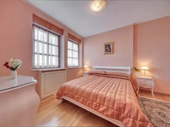 10-bedroom Villa In Stoja, Croatia (1.300 M²)