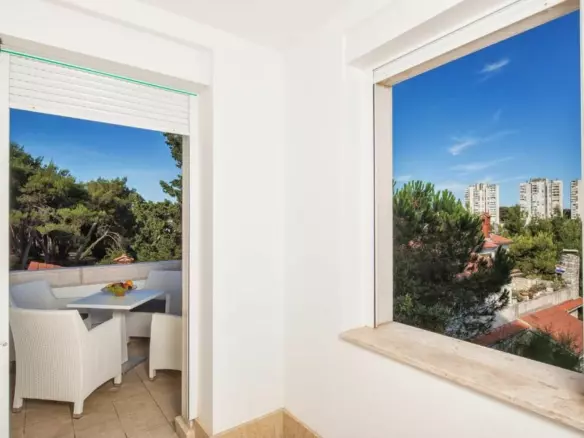 10-bedroom Villa In Stoja, Croatia (1.300 M²)