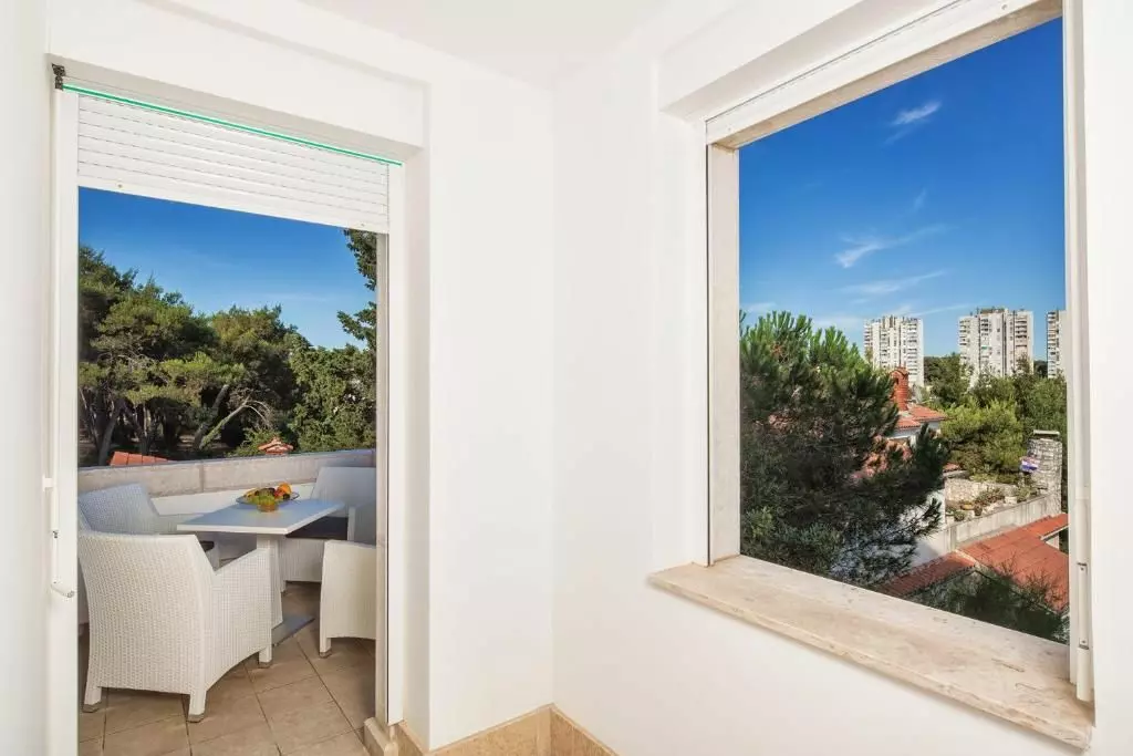 10-bedroom Villa In Stoja, Croatia (1.300 M²)