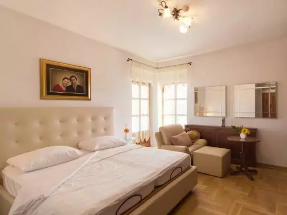 10-bedroom Villa In Stoja, Croatia (1.300 M²)