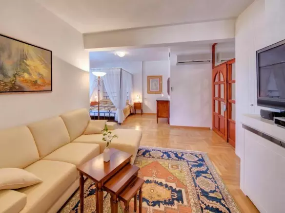 10-bedroom Villa In Stoja, Croatia (1.300 M²)