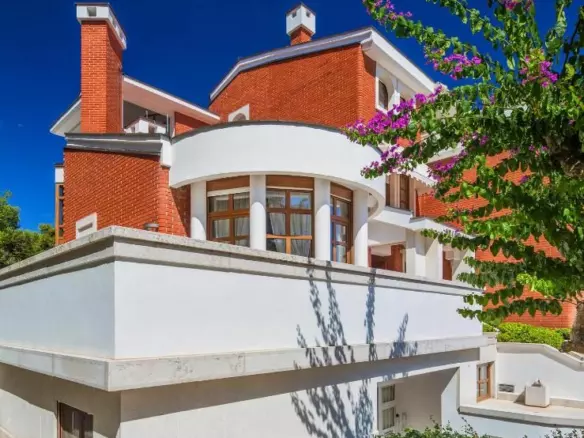 10-bedroom Villa In Stoja, Croatia (1.300 M²)