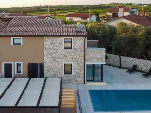 4-bedroom Villa In Nova Vas, Croatia (14.642 M²)