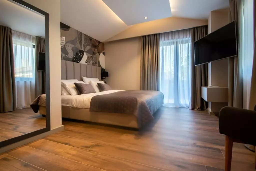 4-bedroom Villa In Nova Vas, Croatia (14.642 M²)