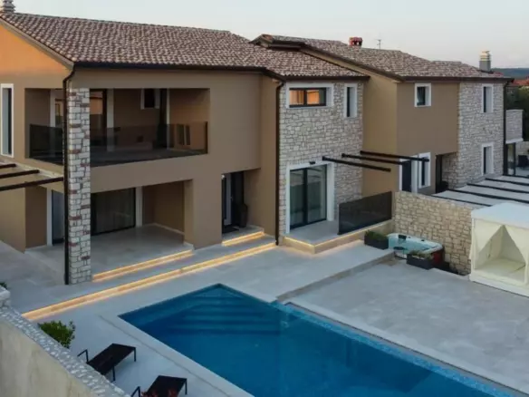 4-bedroom Villa In Nova Vas, Croatia (1.787 M²)