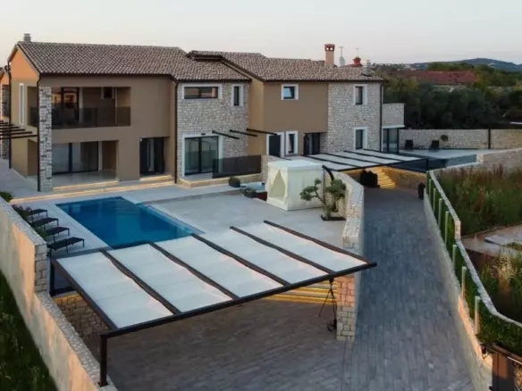 4-bedroom Villa In Nova Vas, Croatia (1.787 M²)