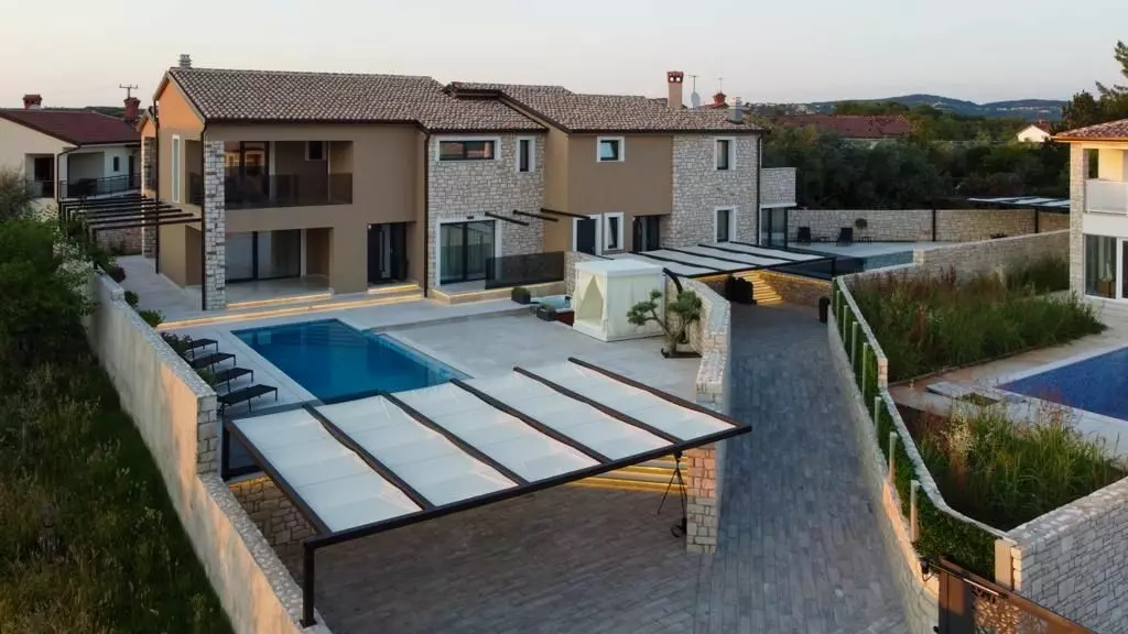 4-bedroom Villa In Nova Vas, Croatia (1.787 M²)