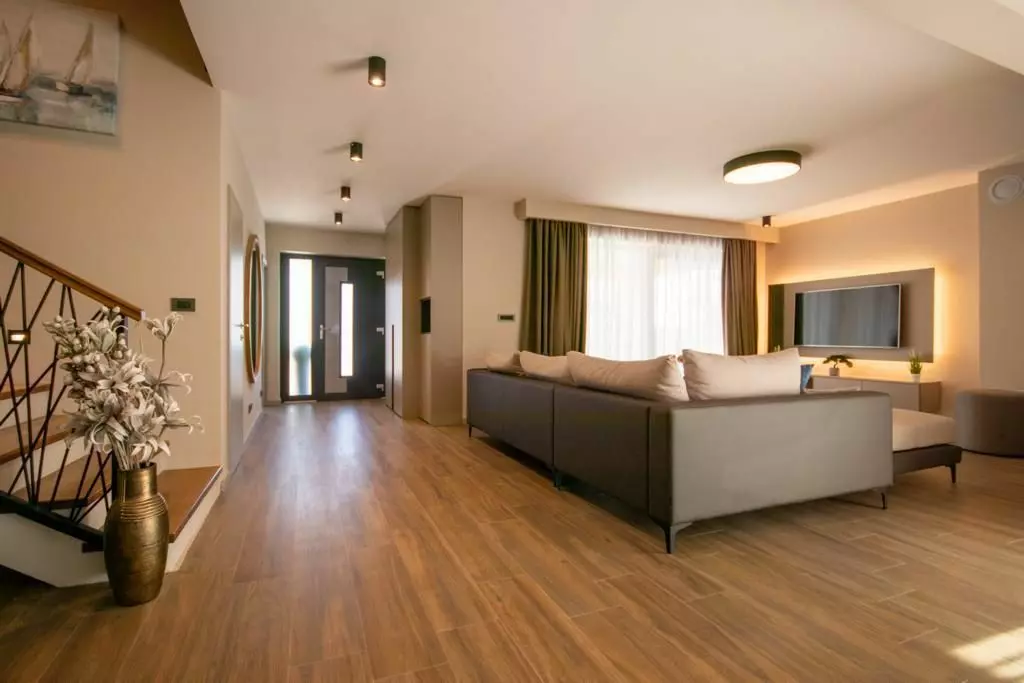 4-bedroom Villa In Nova Vas, Croatia (1.787 M²)