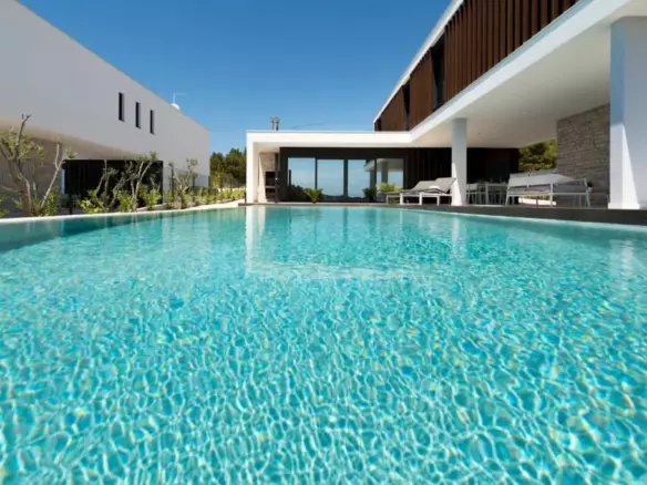 4-bedroom Villa In Primošten, Croatia (300 M²)