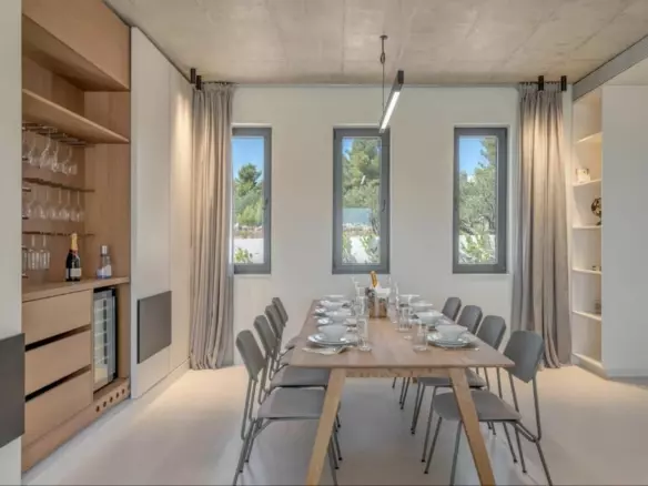 4-bedroom Villa In Primošten, Croatia (300 M²)