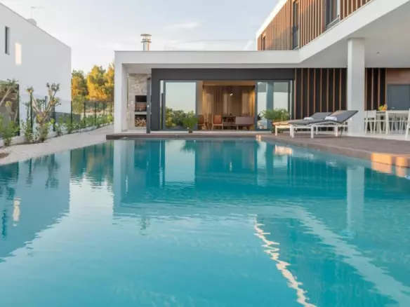 4-bedroom Villa In Primošten, Croatia (300 M²)