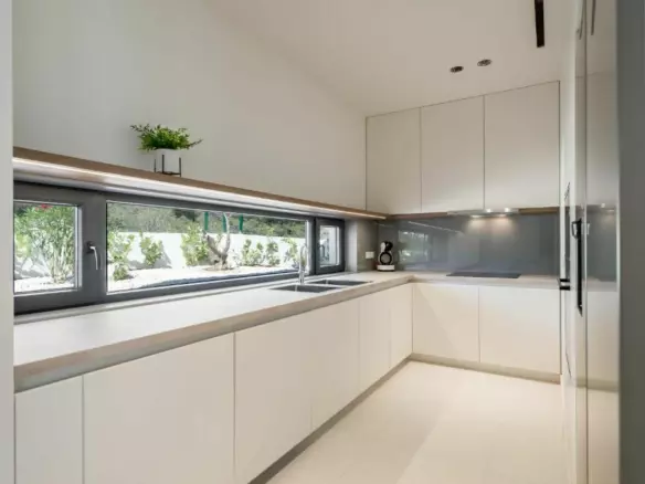 4-bedroom Villa In Primošten, Croatia (300 M²)
