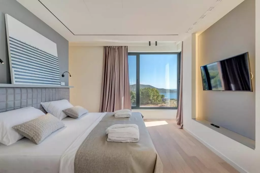 4-bedroom Villa In Primošten, Croatia (300 M²)