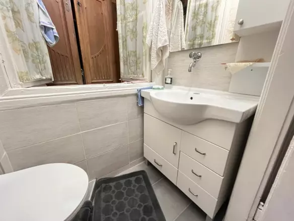 3-bedroom Apartment In Centar, Croatia (77 M²)