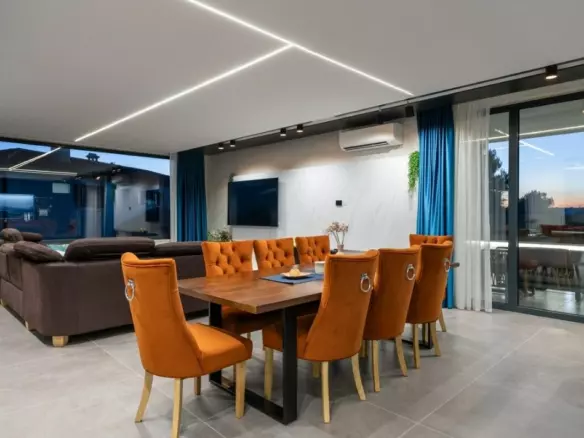4-bedroom Villa In Medulin, Croatia (420 M²)