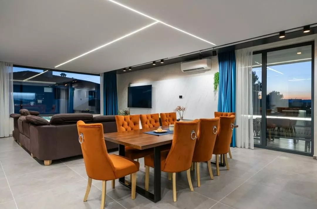 4-bedroom Villa In Medulin, Croatia (420 M²)