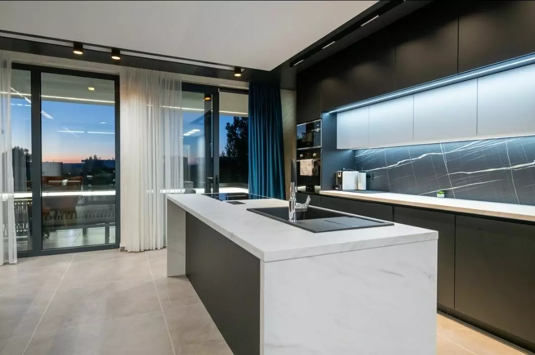 4-bedroom Villa In Medulin, Croatia (420 M²)