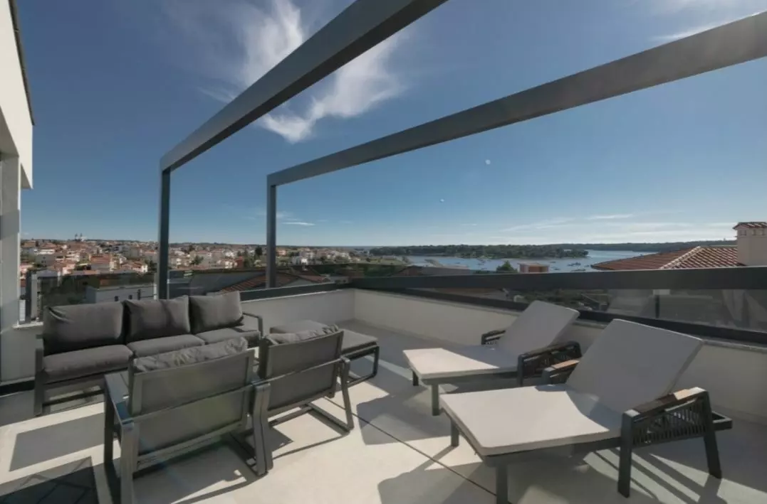 4-bedroom Villa In Medulin, Croatia (420 M²)