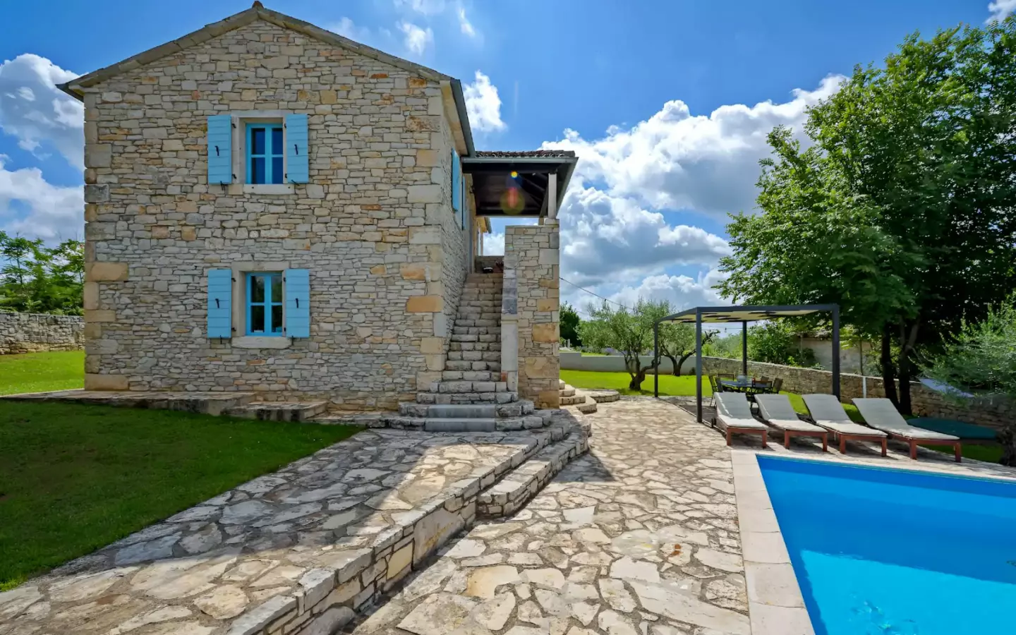 3-bedroom Detached House In Sveti Lovreč, Croatia (120 M²)