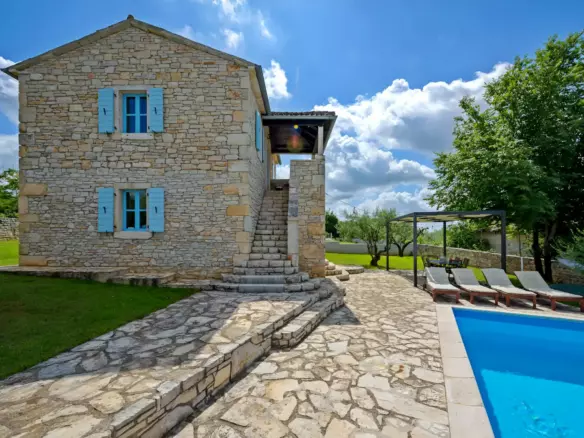 3-bedroom Detached House In Sveti Lovreč, Croatia (120 M²)