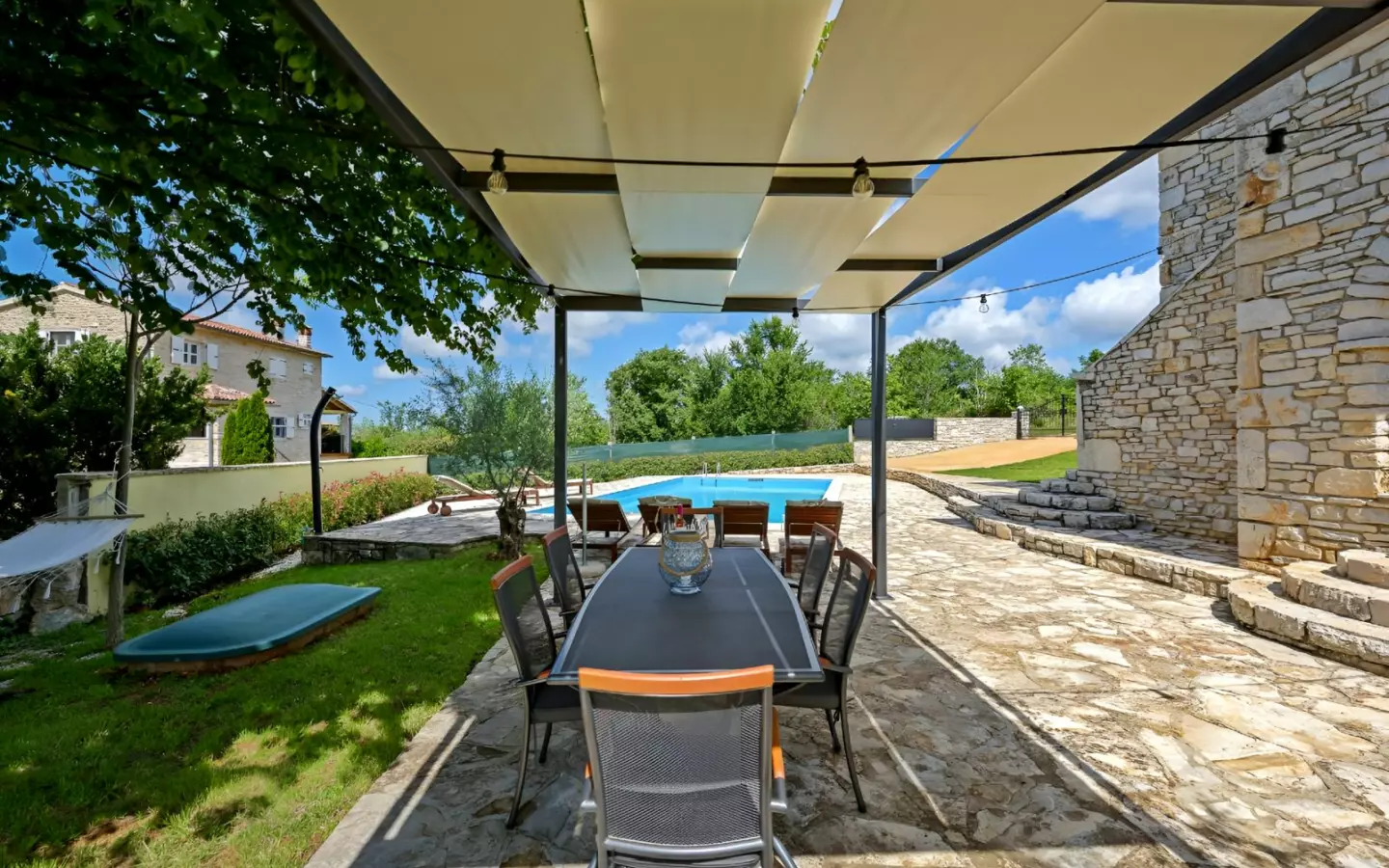 3-bedroom Detached House In Sveti Lovreč, Croatia (120 M²)