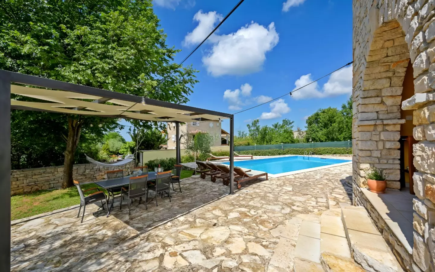 3-bedroom Detached House In Sveti Lovreč, Croatia (120 M²)