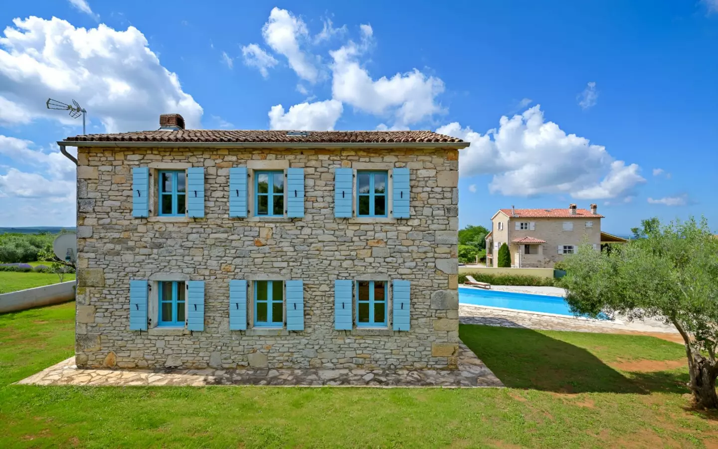 3-bedroom Detached House In Sveti Lovreč, Croatia (120 M²)