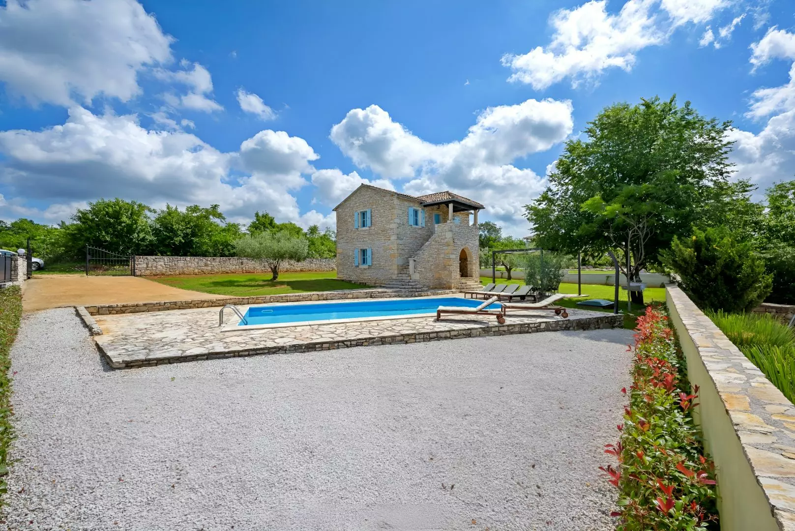 3-bedroom Detached House In Sveti Lovreč, Croatia (120 M²)
