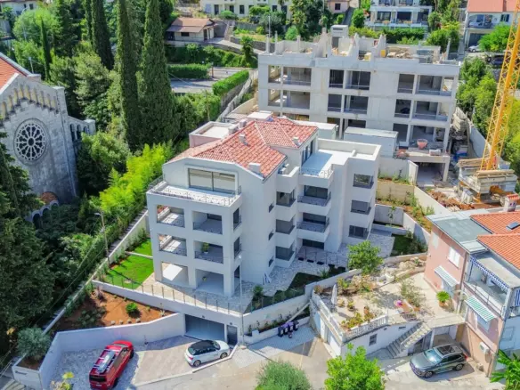3-bedroom Apartment In Opatija – Centar, Croatia (204 M²)