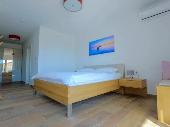 5-bedroom Villa In Medulin, Croatia (300 M²)