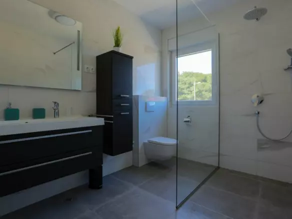 5-bedroom Villa In Medulin, Croatia (300 M²)