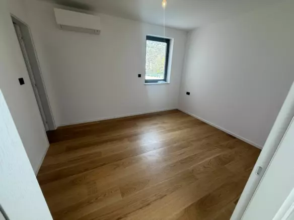 3-bedroom Villa In Pobri, Croatia (172 M²)