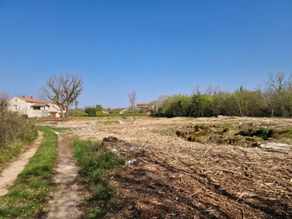 Land In Poreč, Croatia (2.768 M²)
