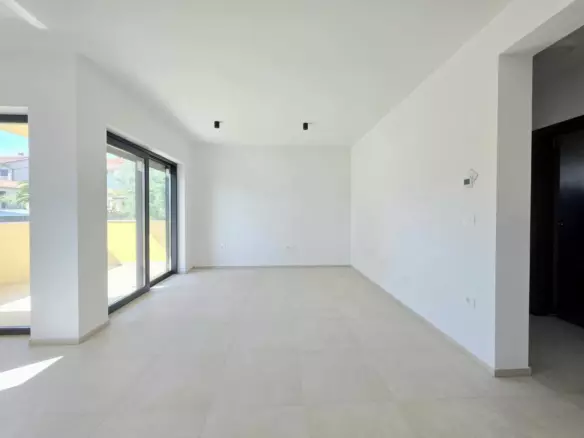 2-bedroom Apartment In Štinjan, Croatia (7.139 M²)