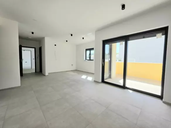 2-bedroom Apartment In Štinjan, Croatia (7.139 M²)