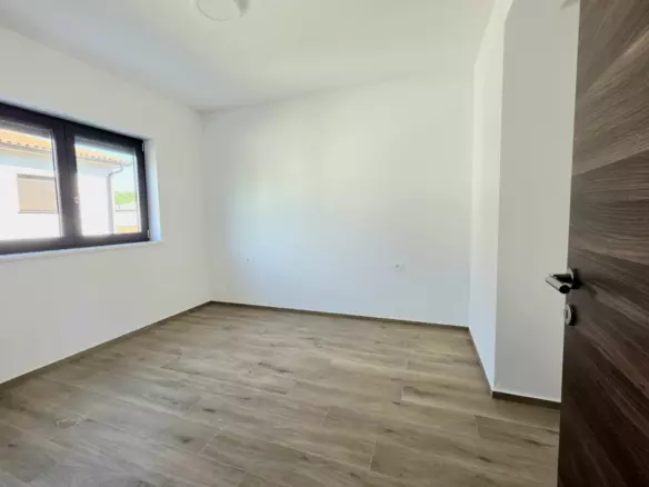 2-bedroom Apartment In Štinjan, Croatia (7.139 M²)