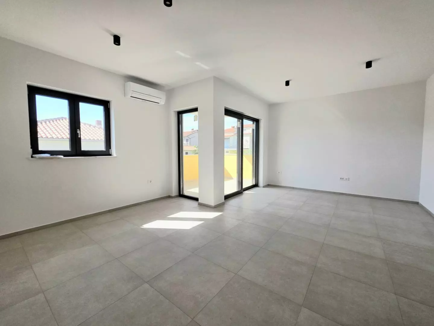 2-bedroom Apartment In Štinjan, Croatia (7.139 M²)