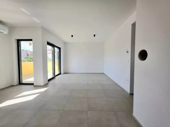 2-bedroom Apartment In Štinjan, Croatia (7.139 M²)