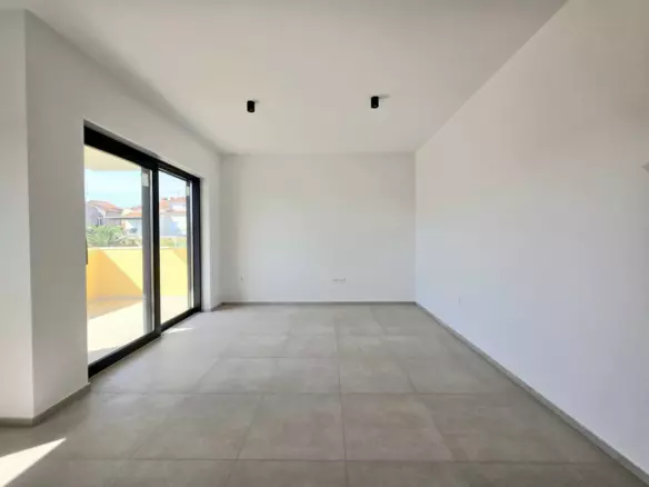 2-bedroom Apartment In Štinjan, Croatia (7.139 M²)