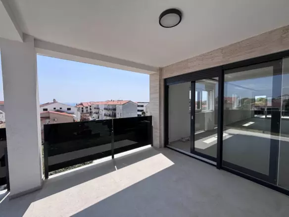 3-bedroom Apartment In Privlaka, Croatia (165,88 M²)