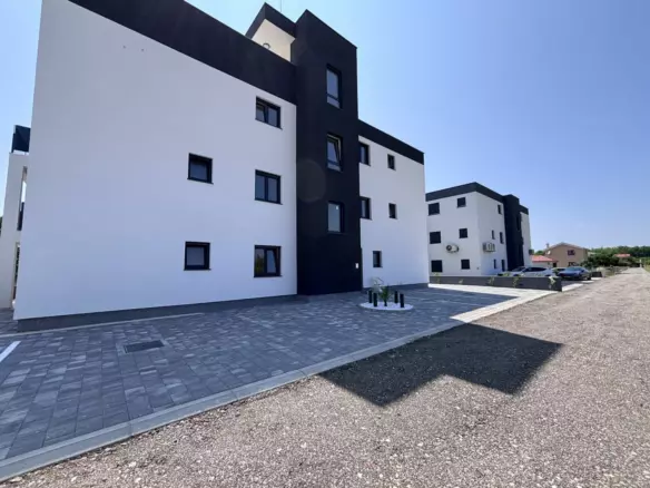 3-bedroom Apartment In Privlaka, Croatia (165,88 M²)