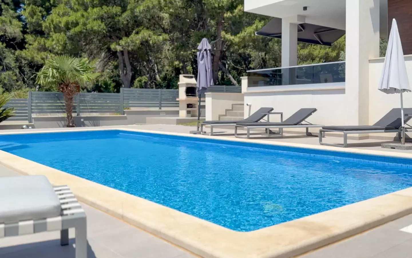 5-bedroom Villa In Medulin, Croatia (300 M²)