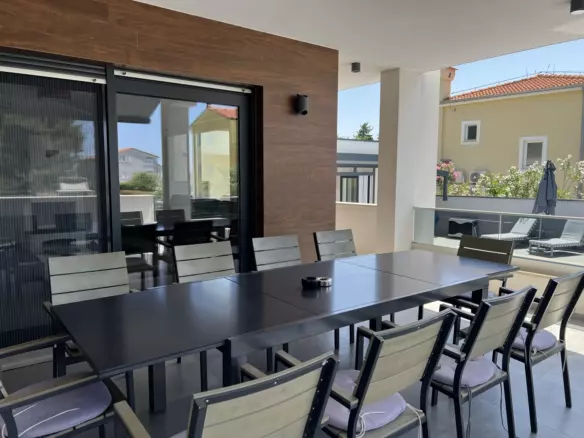 5-bedroom Villa In Medulin, Croatia (300 M²)