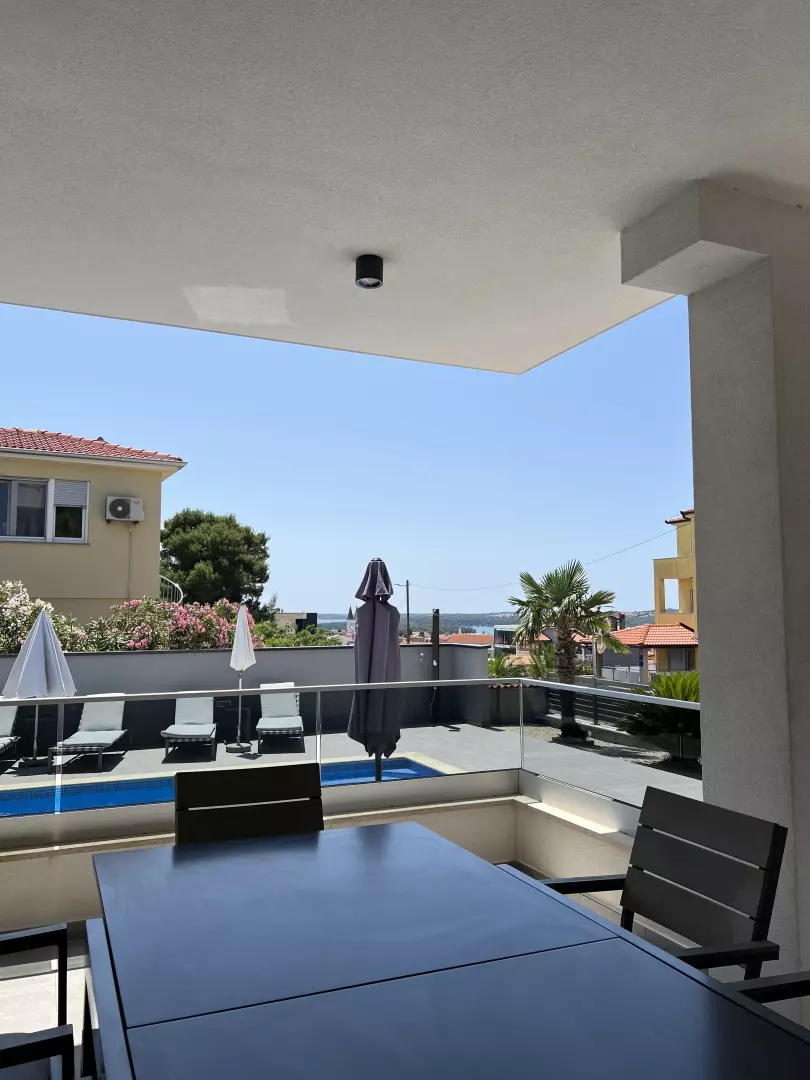 5-bedroom Villa In Medulin, Croatia (300 M²)