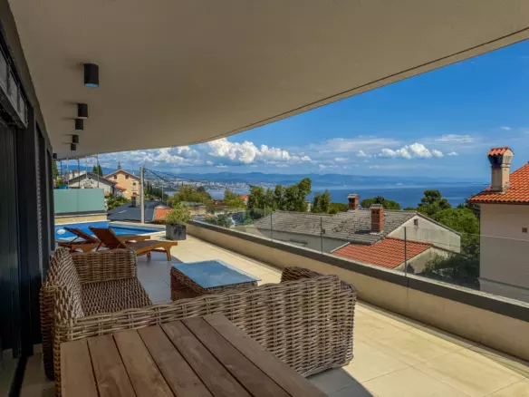 3-bedroom Apartment In Opatija – Centar, Croatia (158 M²)