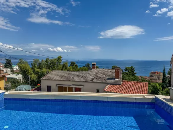 3-bedroom Apartment In Opatija – Centar, Croatia (158 M²)