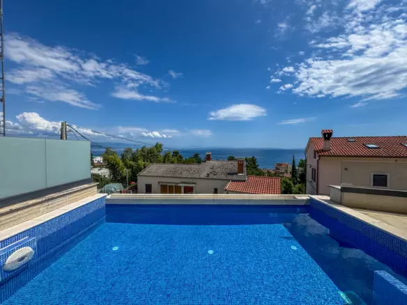 3-bedroom Apartment In Opatija – Centar, Croatia (158 M²)