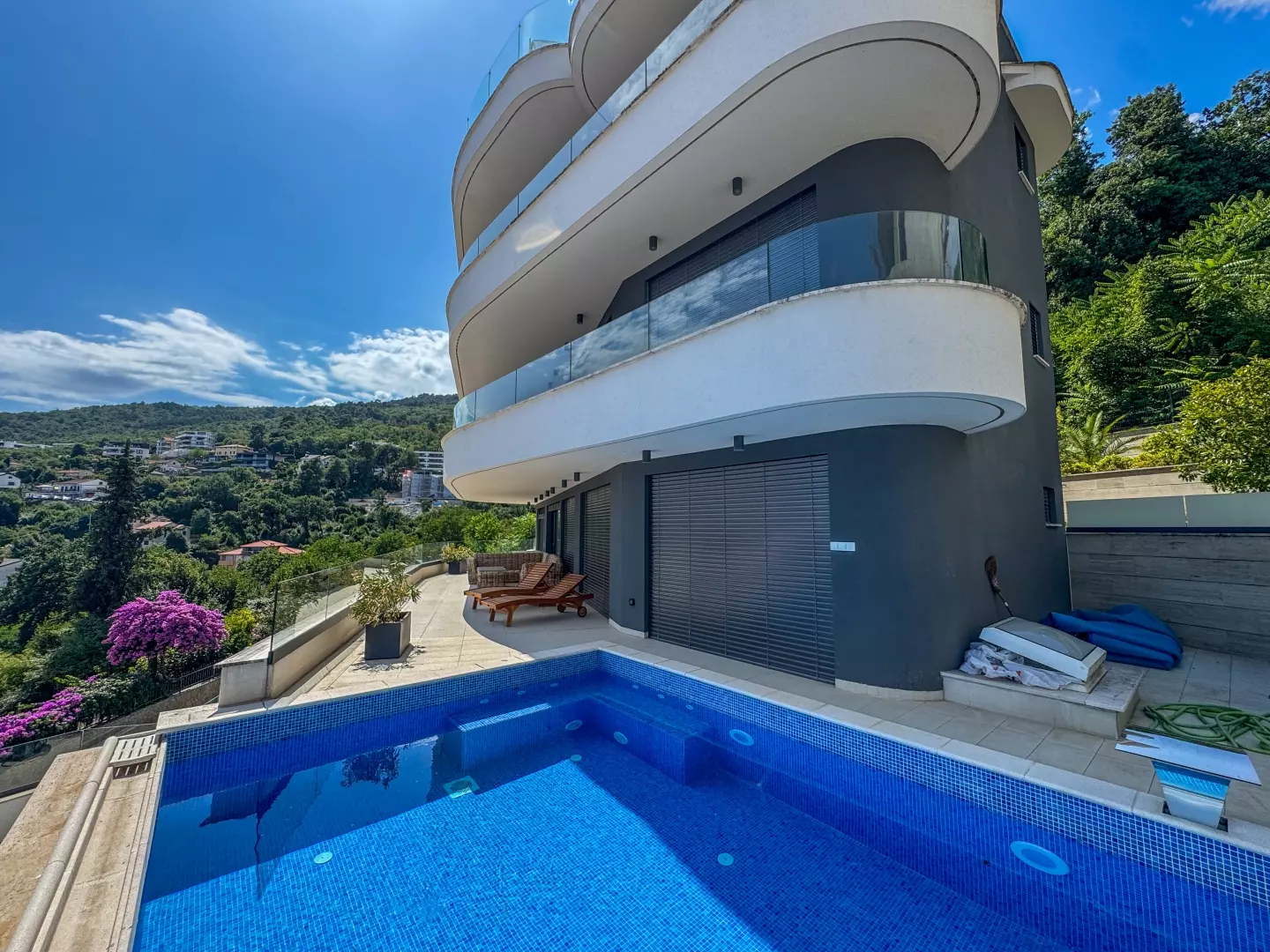 original_1754039232_img_3877-e0a1de 3-bedroom Apartment In Opatija – Centar, Croatia (158 M²)