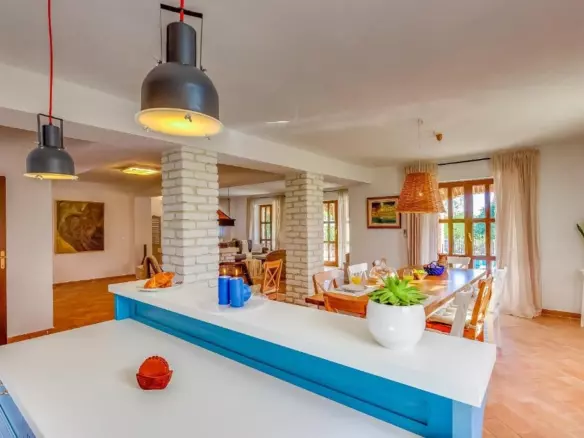 4-bedroom Villa In Višnjan, Croatia (205 M²)